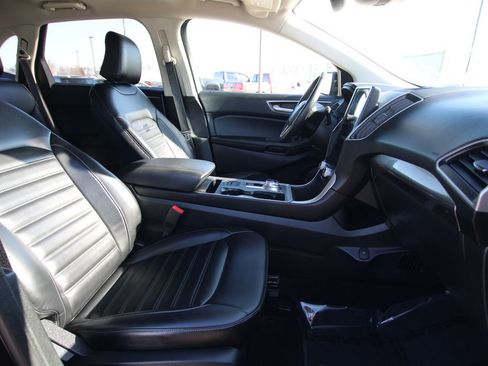 Used 2024 Ford Edge SEL image 8