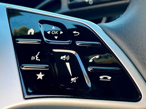 Certified 2023 Mercedes-Benz C 300 4MATIC Sedan image 32