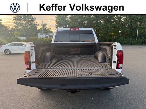 Used 2019 RAM 1500 Warlock AWD/4WD image 34