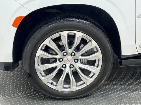 Used 2023 GMC Yukon XL Denali w/ Max Trailering Package AWD/4WD image 40