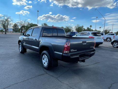 Used 2012 Toyota Tacoma PreRunner image 3