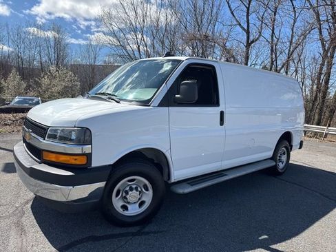 Used 2024 Chevrolet Express 2500 w/ Driver Convenience Package image 36