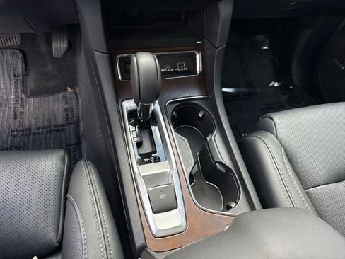 Certified 2025 Subaru Ascent Touring AWD/4WD image 21