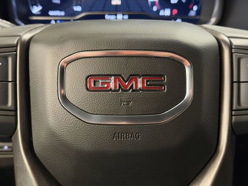 Certified 2022 GMC Yukon AT4 w/ Technology Package image 18