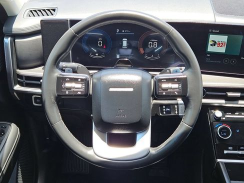 Used 2025 Hyundai Santa Fe SEL FWD image 16
