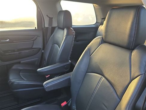 Certified 2016 GMC Acadia SLT w/ Open Road Package image 24