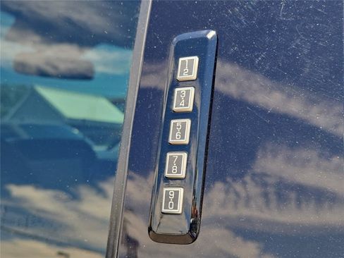 Used 2021 Ford F150 Limited AWD/4WD image 31