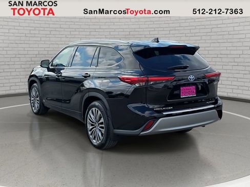 Used 2021 Toyota Highlander Platinum image 7