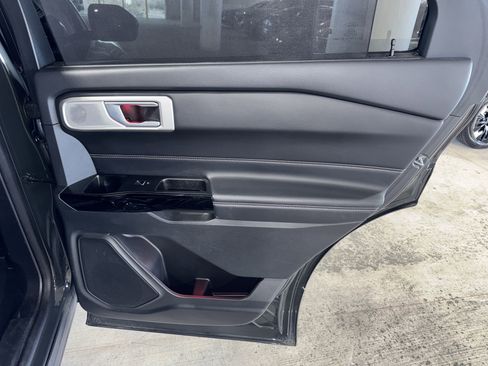 Used 2022 Ford Explorer ST w/ Equipment Group 401A image 11