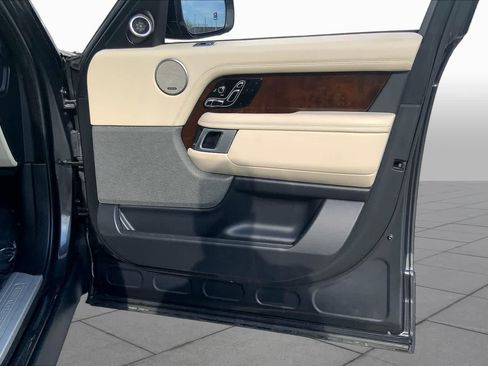 Used 2020 Land Rover Range Rover HSE AWD/4WD image 25