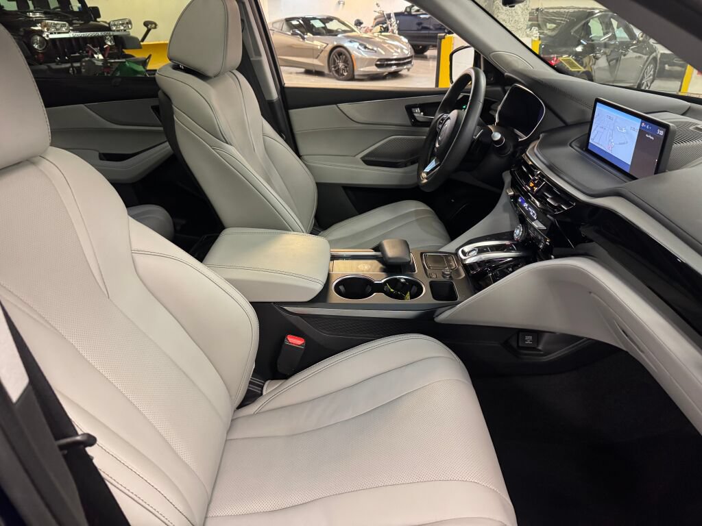 Certified 2024 Acura MDX w/ Technology Package AWD/4WD image 31