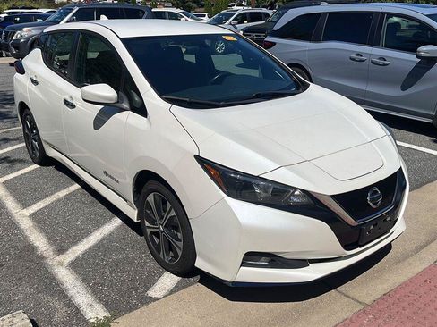 Used 2019 Nissan Leaf SV Plus w/ SV All Weather Package FWD image 2