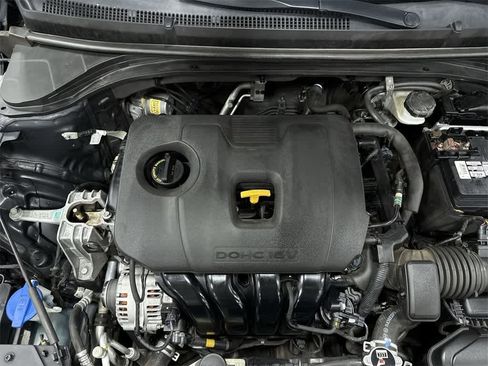 Used 2020 Hyundai Elantra Value Edition image 12