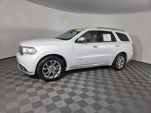 Used 2017 Dodge Durango Citadel w/ Premium Entertainment Group RWD image 9