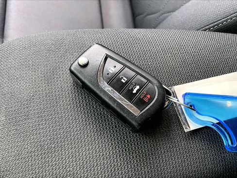 Used 2023 Toyota Corolla LE FWD image 36