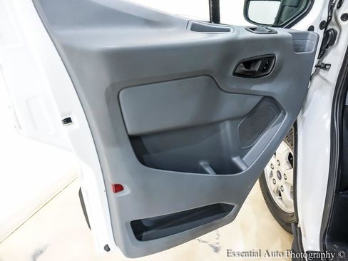 Used 2017 Ford Transit 350 XLT RWD image 15