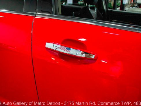 Used 2014 Chevrolet SS RWD image 31
