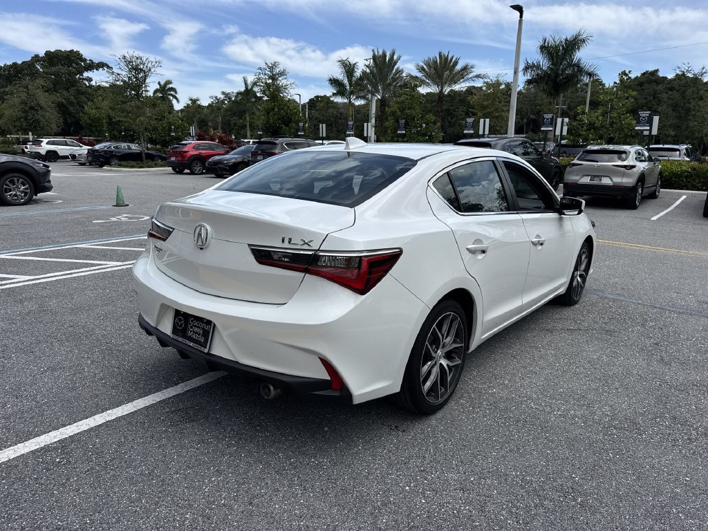 Used 2022 Acura ILX w/ Premium Package FWD image 3