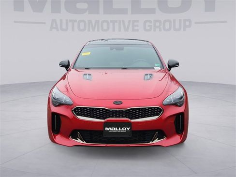 Used 2018 Kia Stinger GT2 image 8