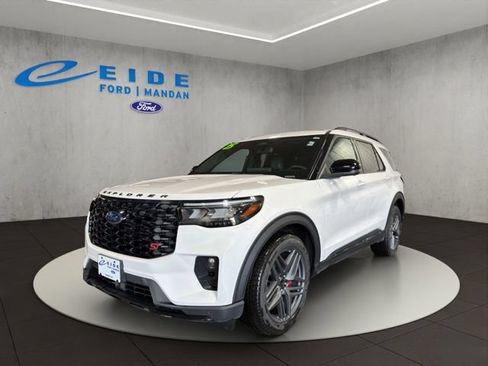 Certified 2025 Ford Explorer ST AWD/4WD image 5