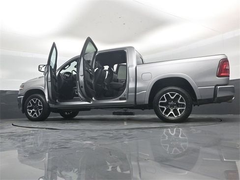 Used 2025 RAM 1500 Laramie image 52