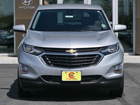 Used 2020 Chevrolet Equinox LT FWD image 9