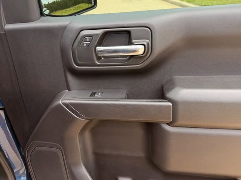 Used 2024 Chevrolet Silverado 1500 Custom Trail Boss w/ LPO, Dark Essentials Package AWD/4WD image 34
