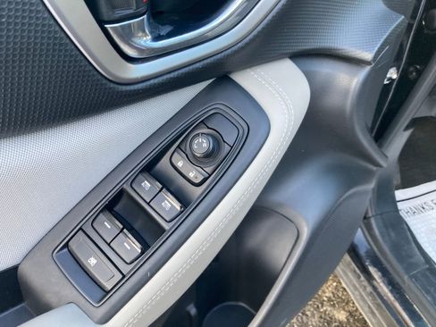 Used 2021 Subaru Forester Premium image 14