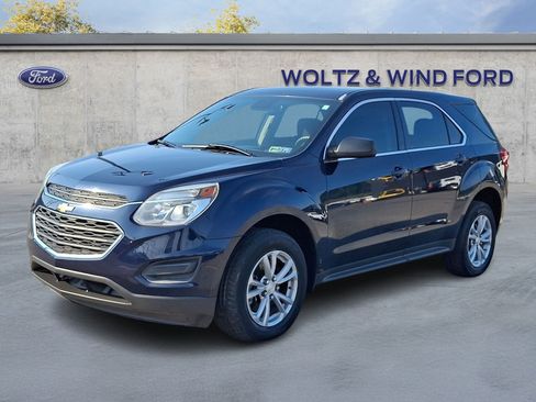 Used 2017 Chevrolet Equinox LS AWD/4WD image 3