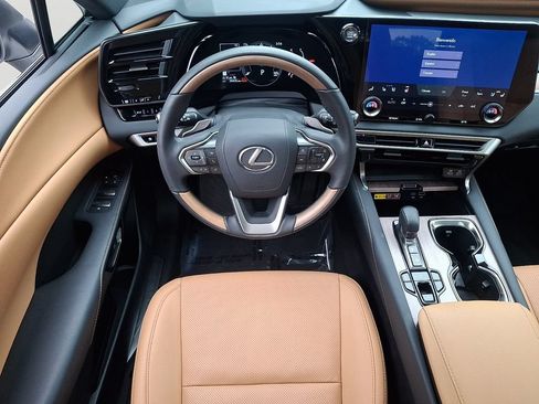 Used 2024 Lexus RX 350 Premium w/ Cold Area Package AWD/4WD image 12