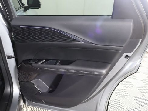Used 2024 Cadillac Lyriq Luxury RWD image 28