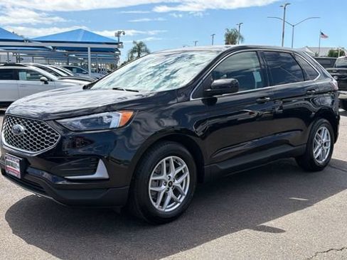 Certified 2024 Ford Edge SEL AWD/4WD image 7