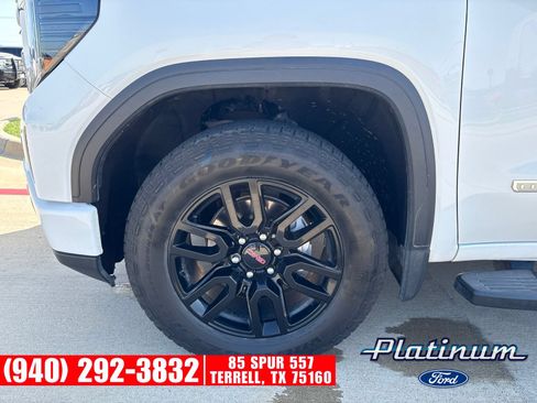 Used 2024 GMC Sierra 1500 Elevation w/ Elevation Premium Package AWD/4WD image 4
