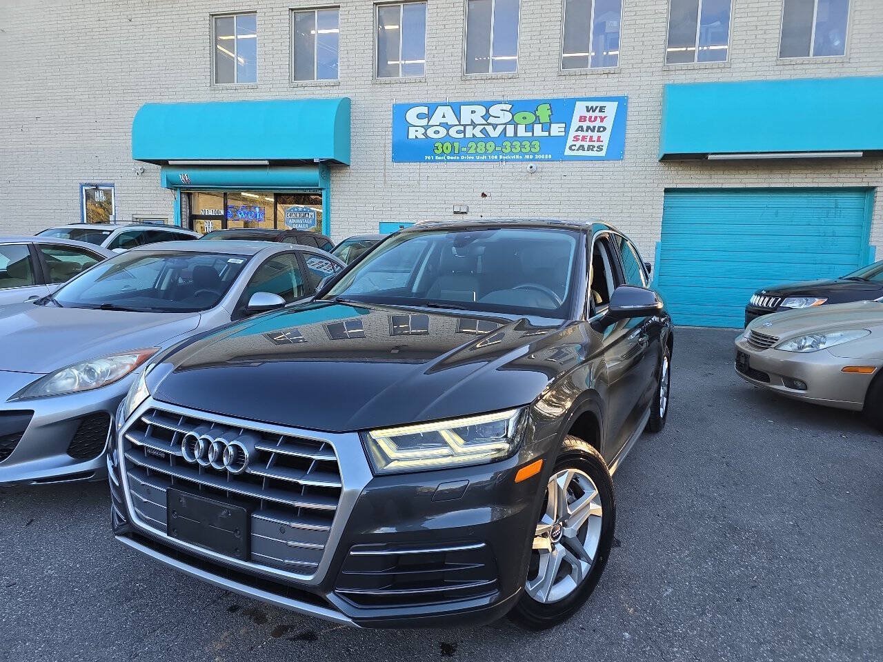 Used 2018 Audi Q5 2.0T Premium Plus w/ Premium Plus Package AWD/4WD image 2
