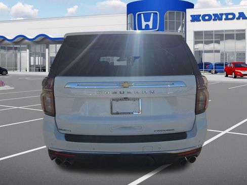 Used 2023 Chevrolet Suburban Premier image 15