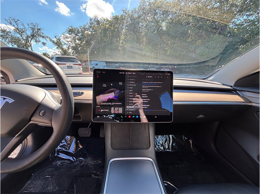 Used 2022 Tesla Model 3 RWD image 11
