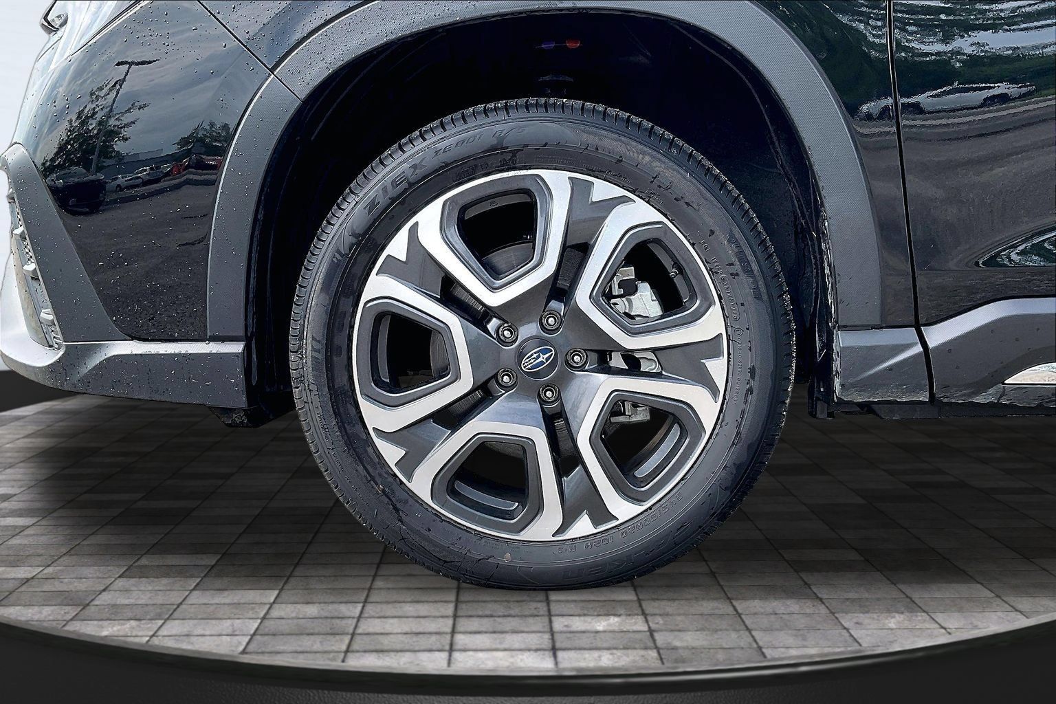 Used 2025 Subaru Ascent Limited AWD/4WD image 8