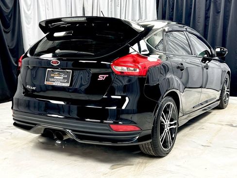 Used 2016 Ford Focus ST image 6