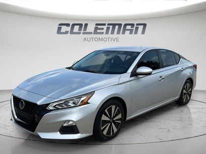 Used 2021 Nissan Altima 2.5 SV