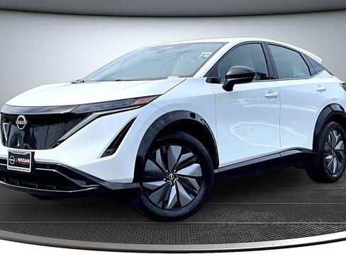 Used 2024 Nissan Ariya AWD image 4