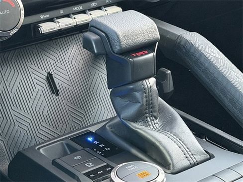 Used 2025 Toyota Tacoma TRD Sport image 24