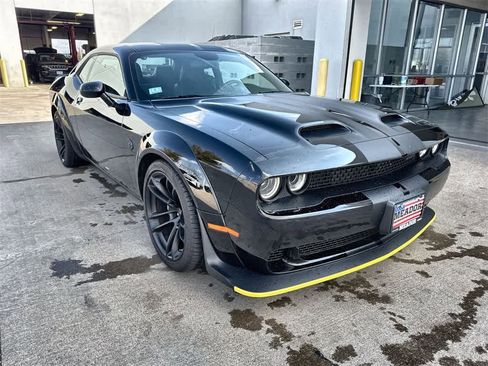 Used 2023 Dodge Challenger SRT Hellcat image 7