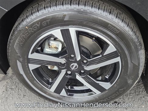 New 2025 Nissan Sentra SV image 5