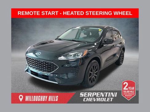 Used 2021 Ford Escape SE w/ Cold Weather Package AWD/4WD image 1