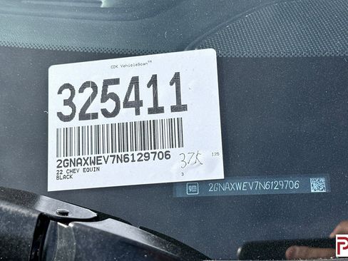 Certified 2022 Chevrolet Equinox RS w/ RS Leather Package image 35