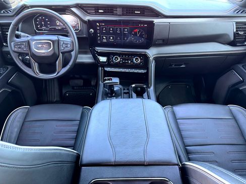 Used 2024 GMC Sierra 1500 AT4X image 24