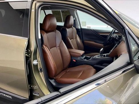 Used 2024 Subaru Outback Touring XT AWD/4WD image 6