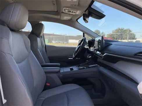 Certified 2023 Toyota Sienna XLE image 18