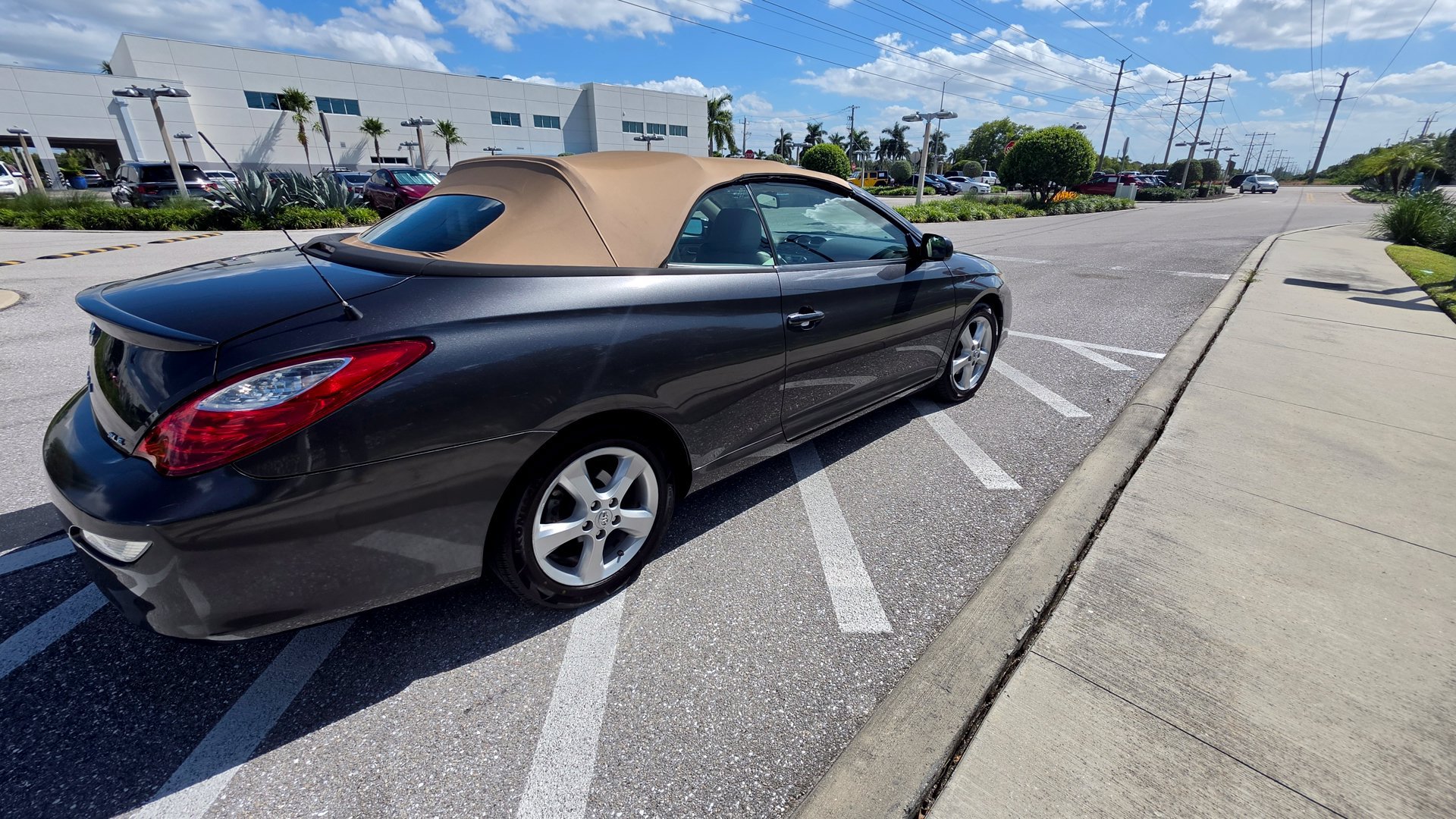 Used 2008 Toyota Solara SLE FWD image 5