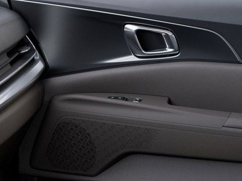 New 2026 Kia Carnival FWD image 26